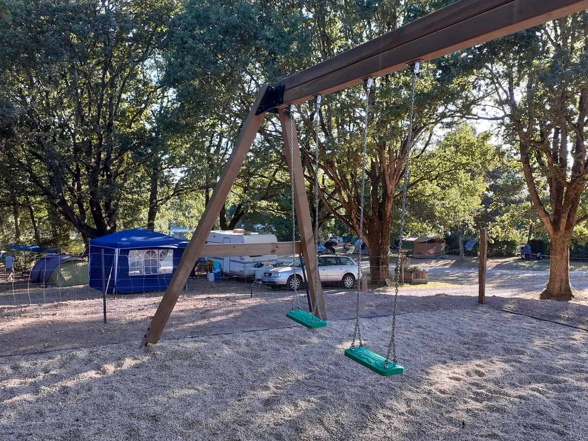 camping en vendée avec aire de jeux